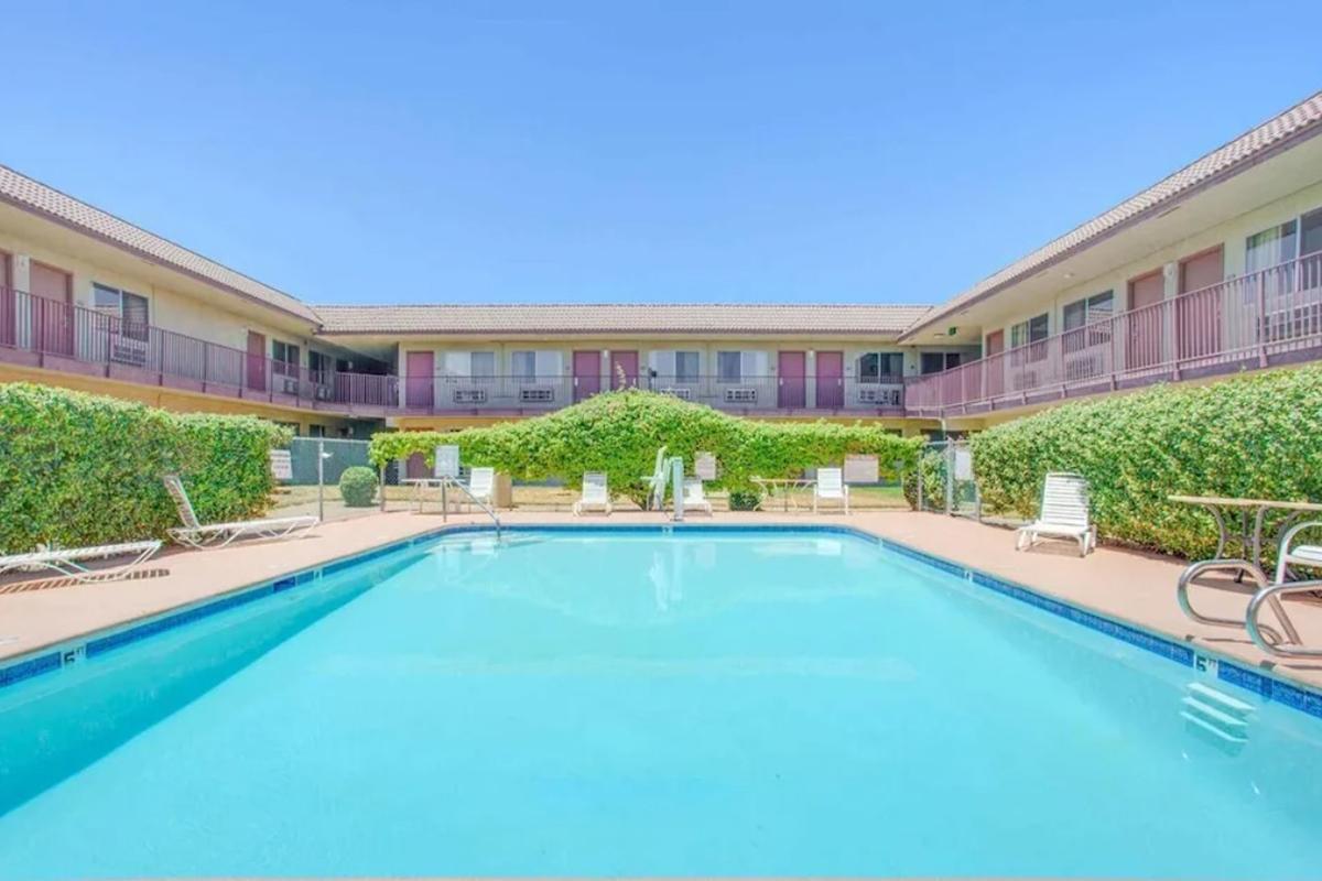Villa Baymont By Wyndham Coalinga Extérieur photo